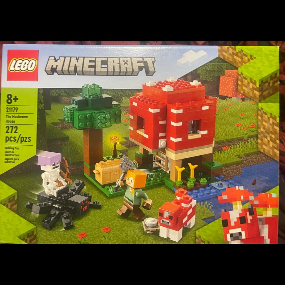 LEGO Minecraft: The Mushroom House